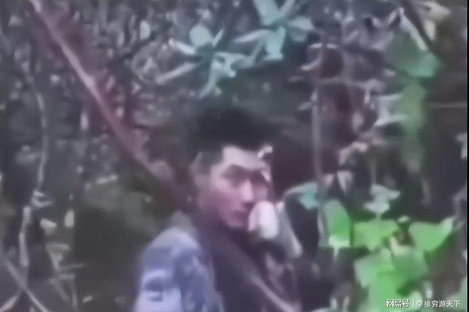 军落单战士被印军包围拿出手雷决不当俘虏pg电子模拟器试玩英勇气概吓退敌人！我(图5)